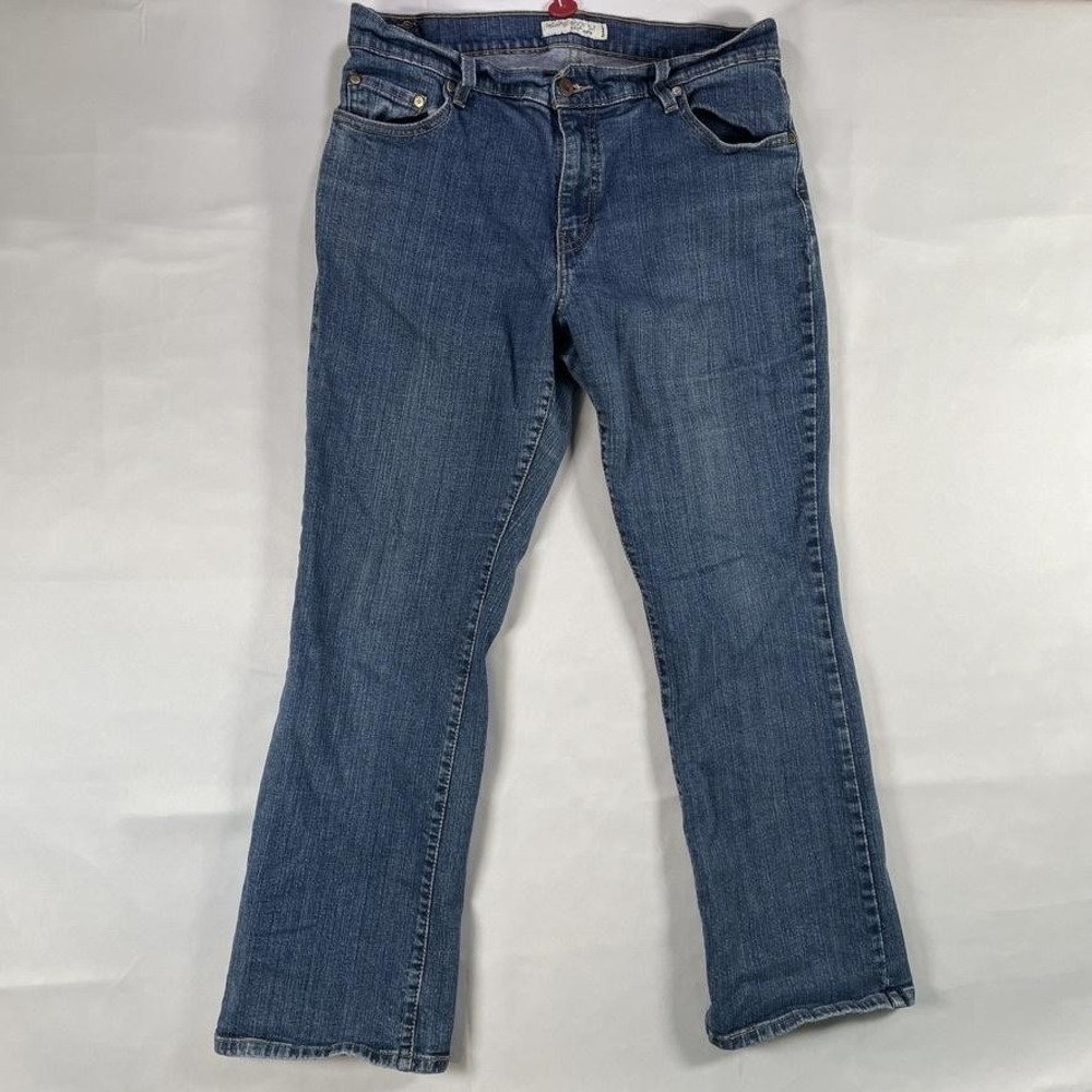 Levis 550 Relaxed Fit Bootcut Jeans Womens 14 Short Blue Denim Medium Wash 33x29